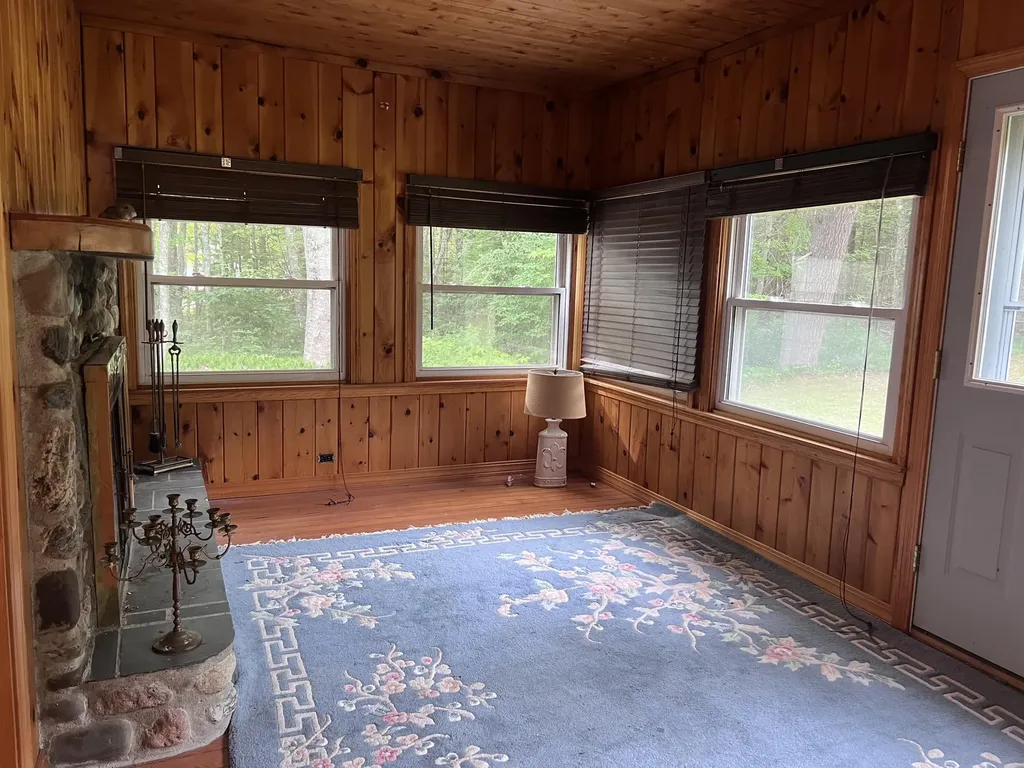 1068 Main Road Eddington ME 04428