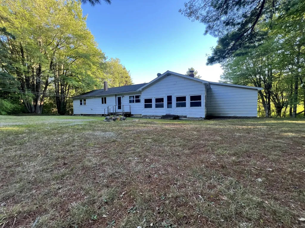 1068 Main Road Eddington ME 04428
