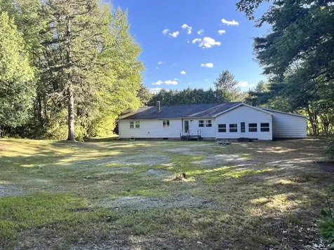 1068 Main Road Eddington ME 04428