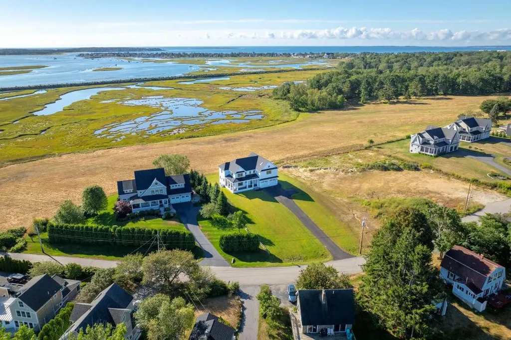 49 Seavey Landing Road Scarborough ME 04074