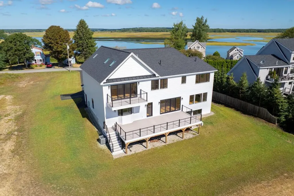 49 Seavey Landing Road Scarborough ME 04074