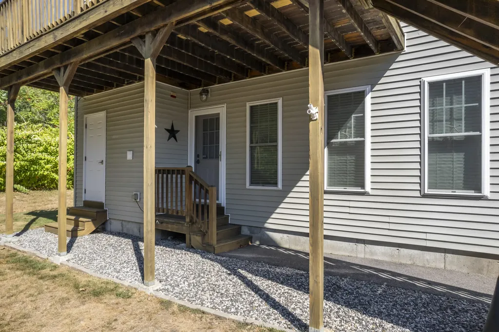 35 Barefoot Cottage Road Wells ME 04090