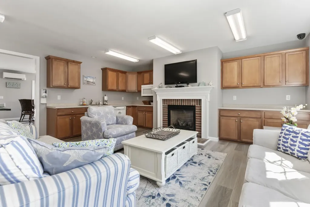 35 Barefoot Cottage Road Wells ME 04090