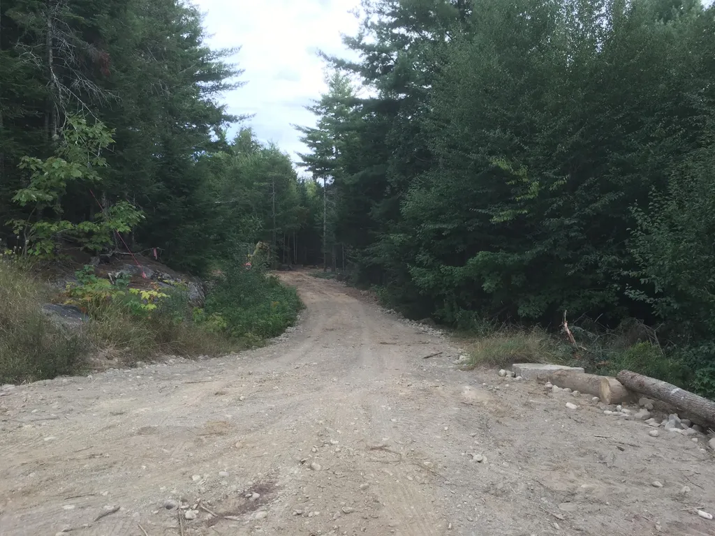 B-2BACKLOT Pioneer Path Aurora ME 04605