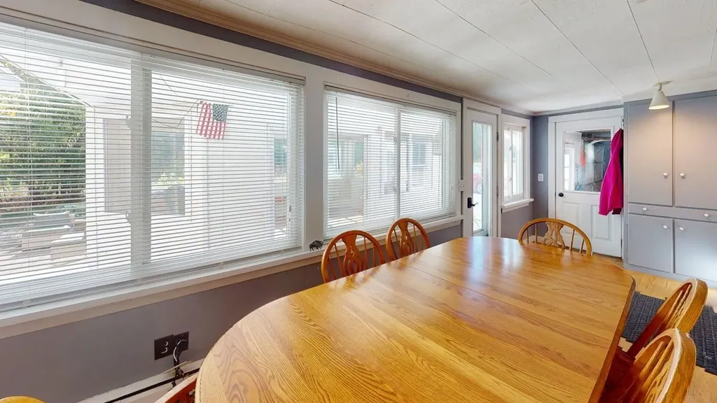 1786 Union Street Bangor ME 04401