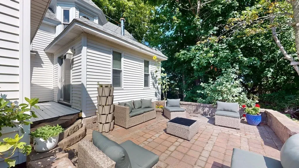 1786 Union Street Bangor ME 04401