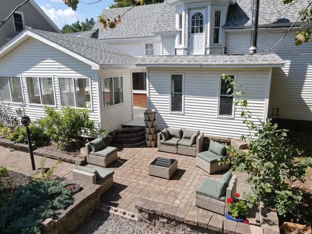 1786 Union Street Bangor ME 04401