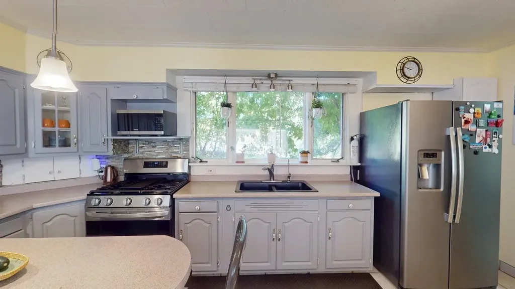 1786 Union Street Bangor ME 04401