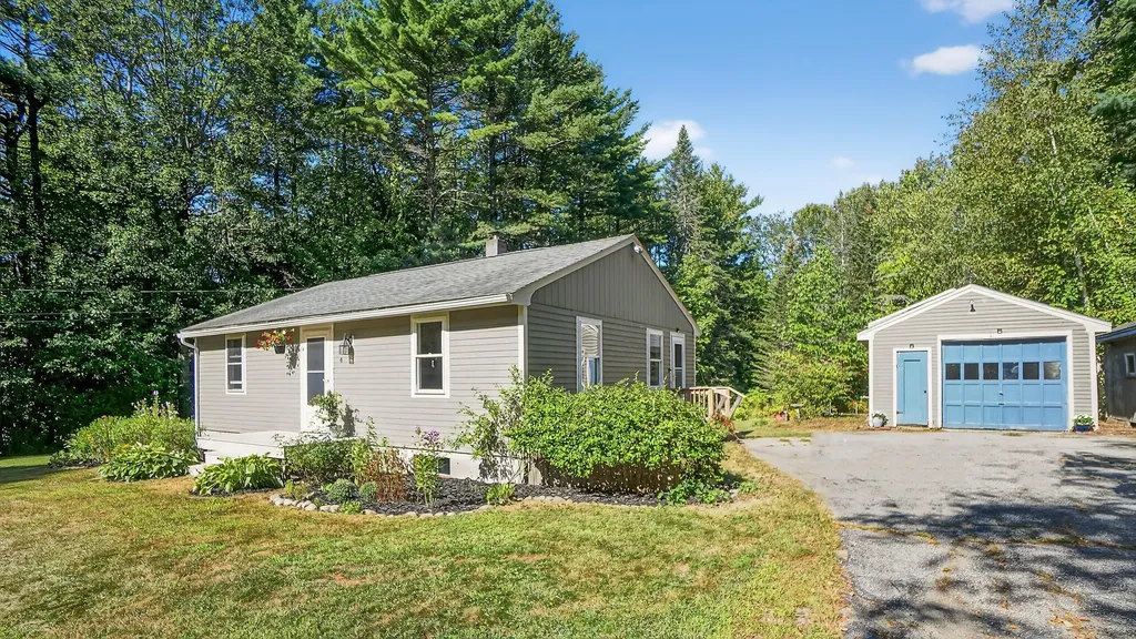 4 Orchard Road Cumberland ME 04021