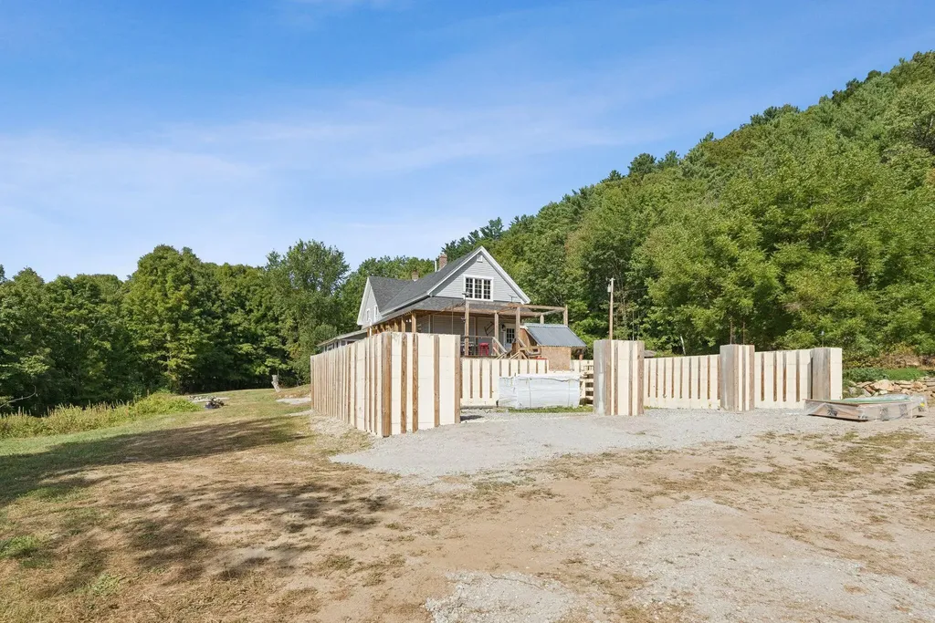 43 Morse Road Greenwood ME 04255