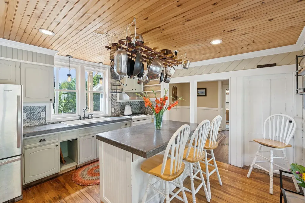 43 Morse Road Greenwood ME 04255