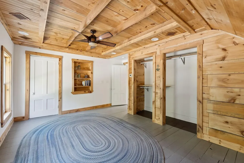 43 Morse Road Greenwood ME 04255