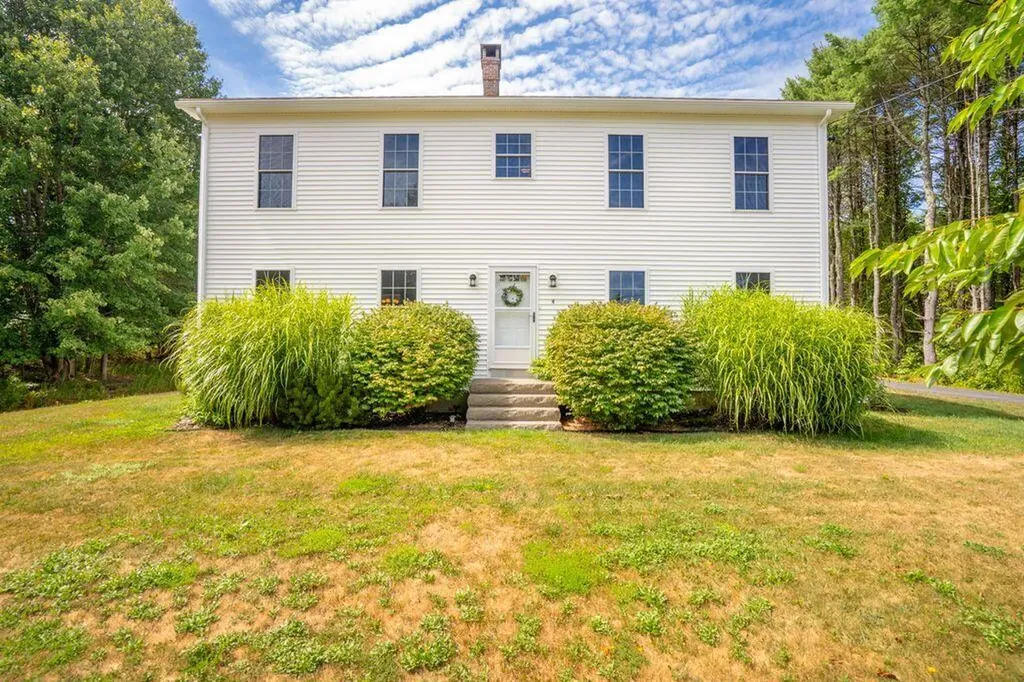 4 Dresser Road Scarborough ME 04074