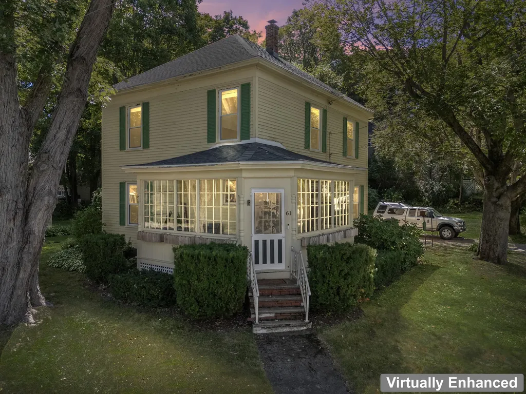 61 Tenth Street Auburn ME 04210