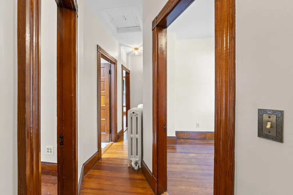 61 Tenth Street Auburn ME 04210