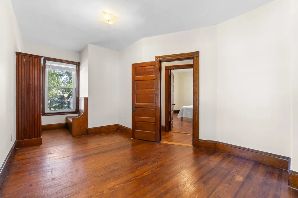 61 Tenth Street Auburn ME 04210