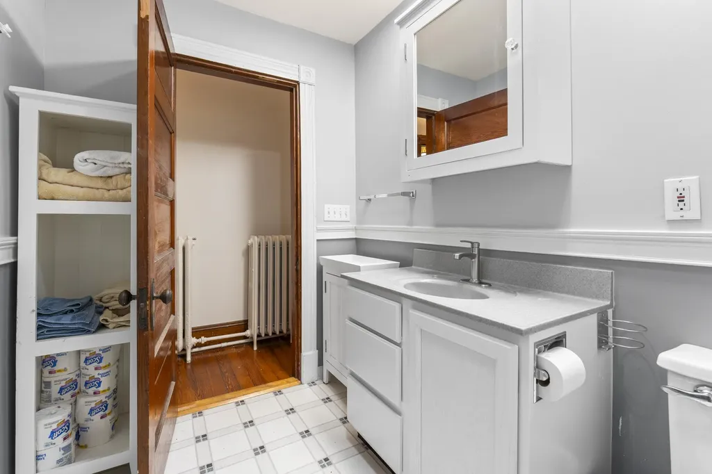 61 Tenth Street Auburn ME 04210