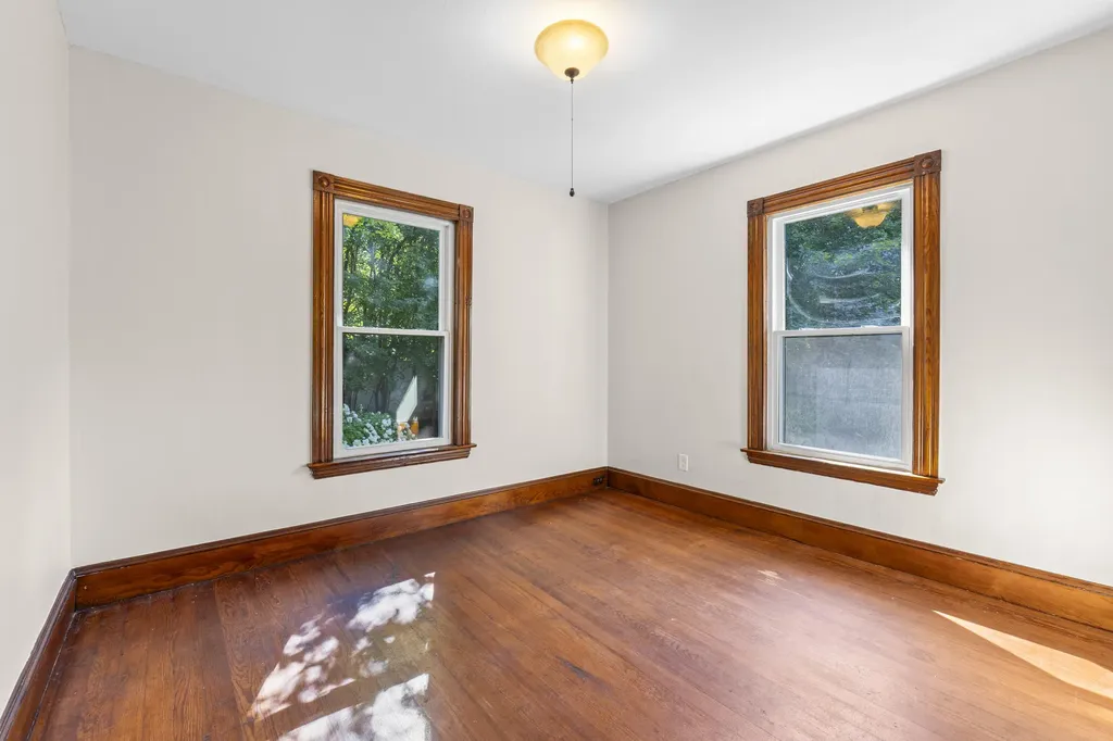 61 Tenth Street Auburn ME 04210