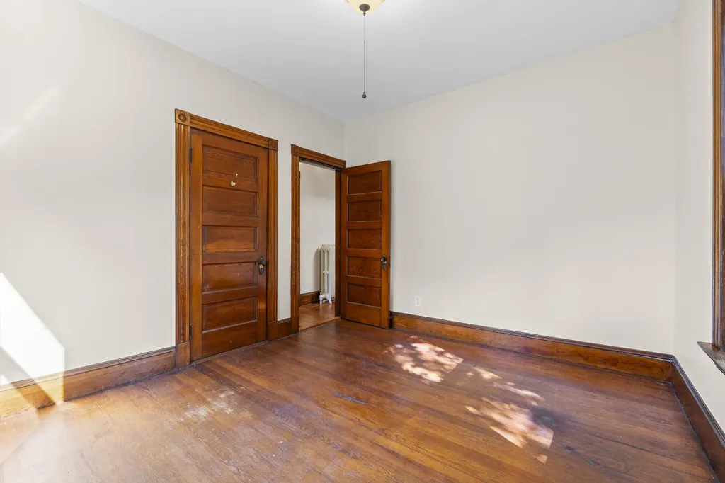 61 Tenth Street Auburn ME 04210
