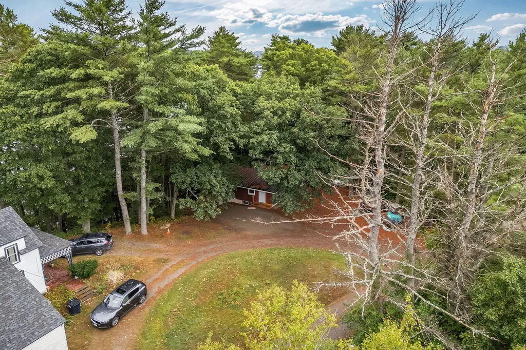 12 Rowell Road Hampden ME 04444