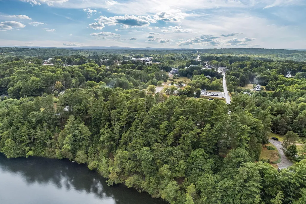 12 Rowell Road Hampden ME 04444