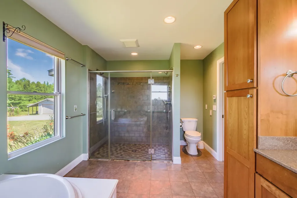 10 Serenity Lane Searsport ME 04974