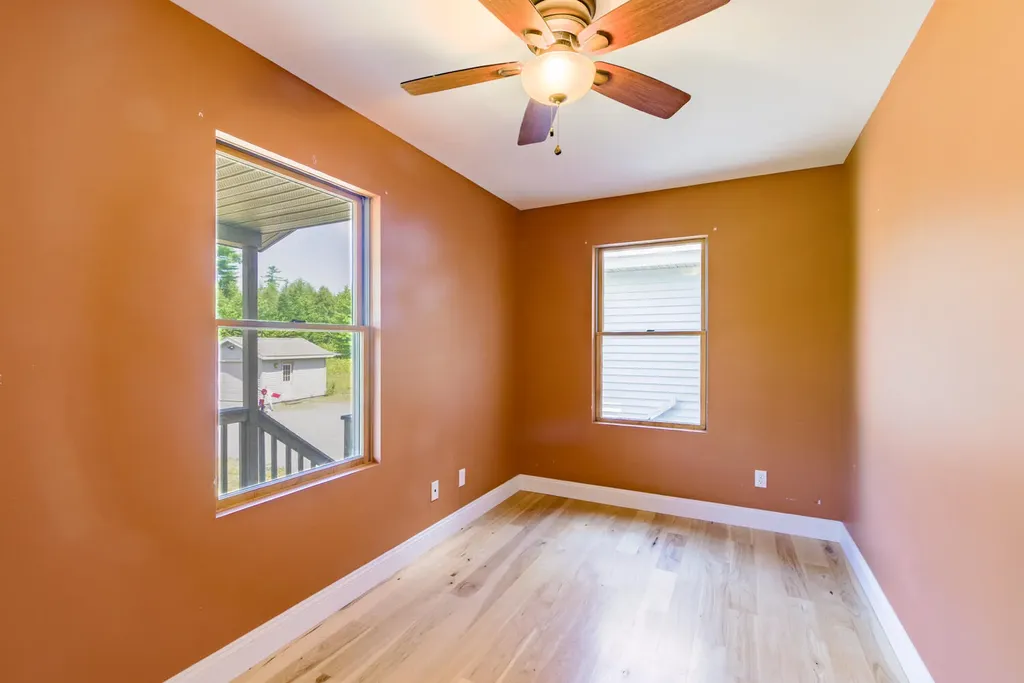 10 Serenity Lane Searsport ME 04974