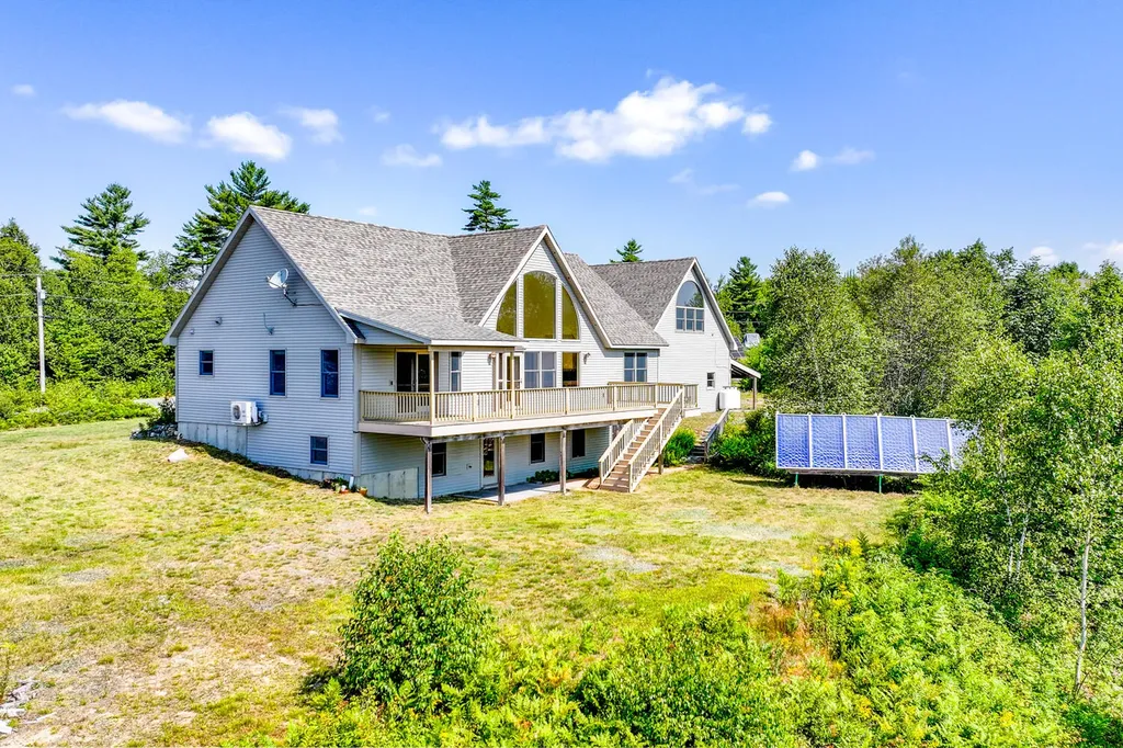 10 Serenity Lane Searsport ME 04974