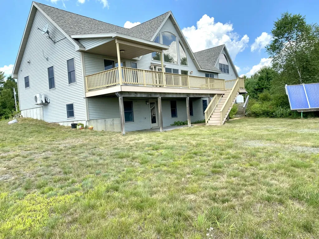 10 Serenity Lane Searsport ME 04974
