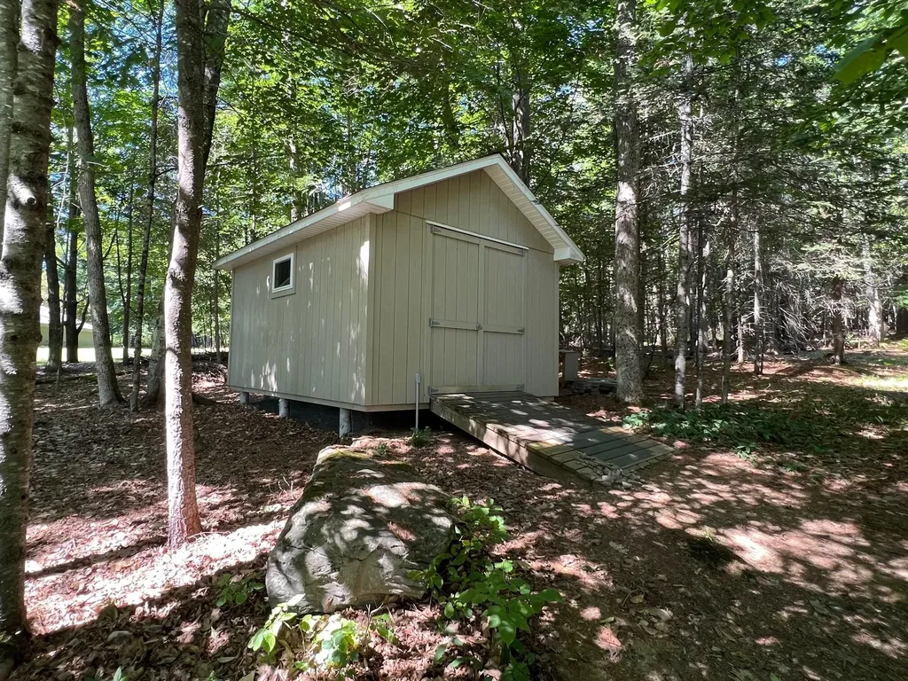59 Shore Road Dexter ME 04930