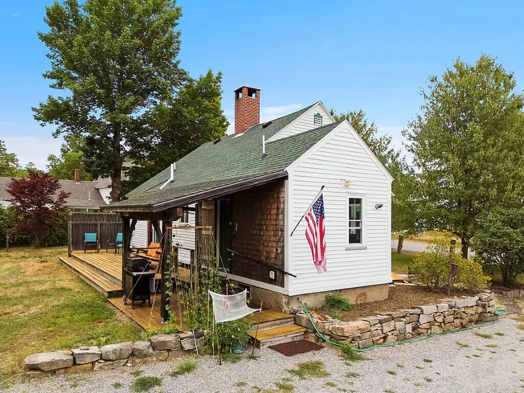 850 Lawrence Road Pownal ME 04069