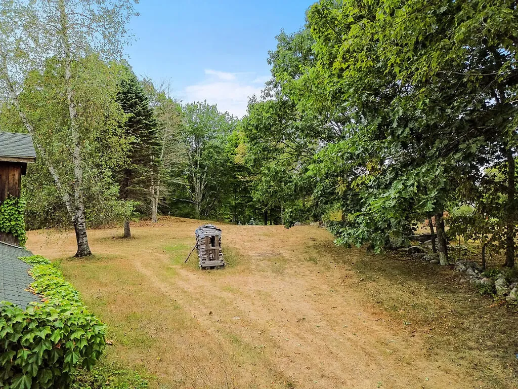 850 Lawrence Road Pownal ME 04069