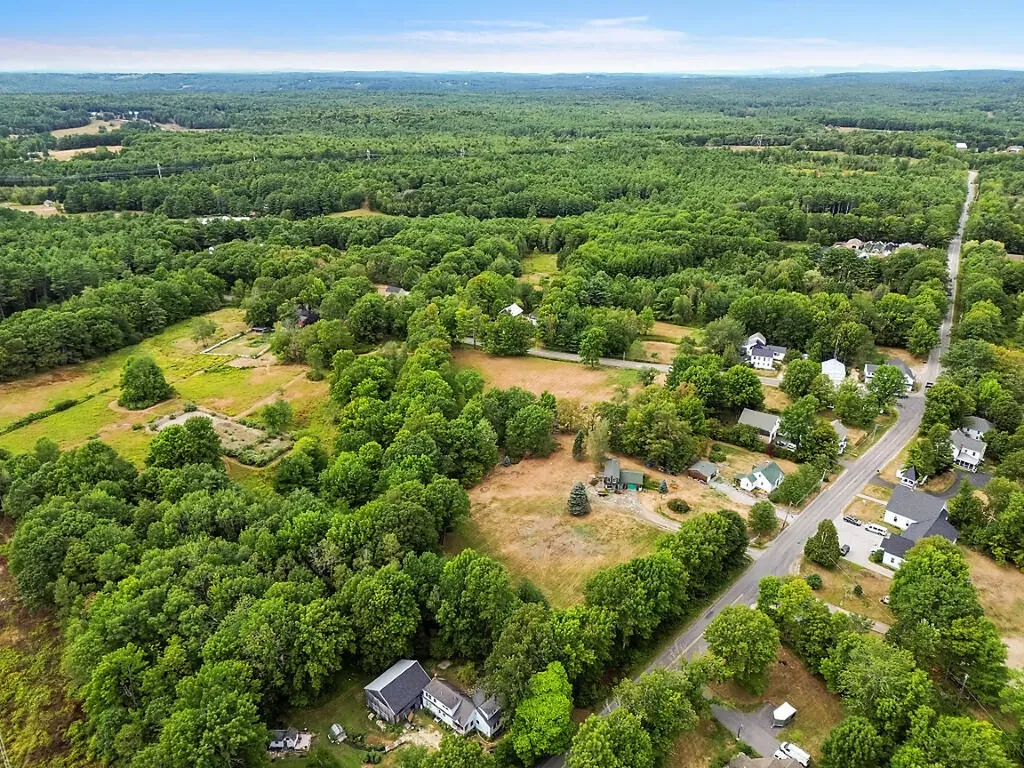 850 Lawrence Road Pownal ME 04069