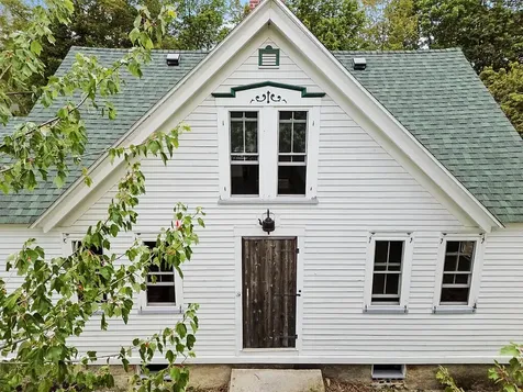 850 Lawrence Road Pownal ME 04069