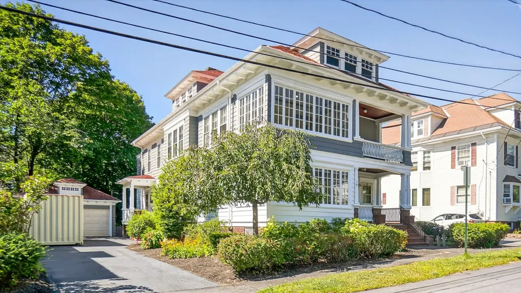 19 White Street Lewiston ME 04240