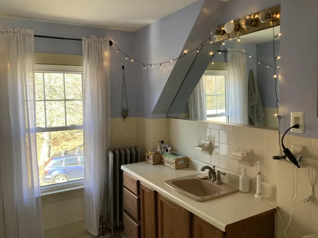 124 Northern Avenue Gardiner ME 04345