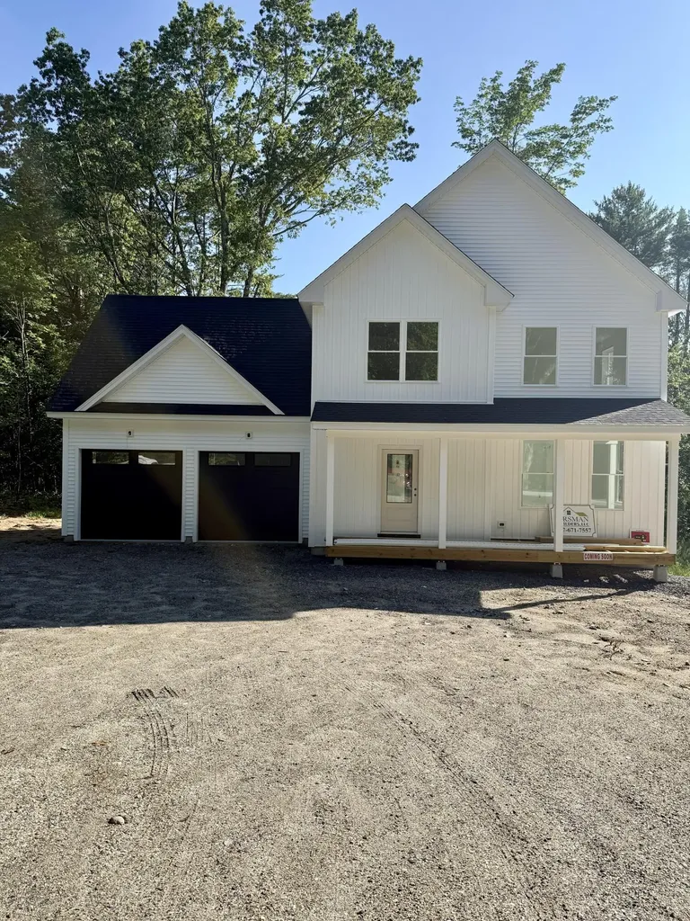 26 Woodbrey Lane Standish ME 04084