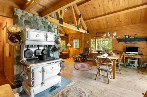 402 Daniels Road Union ME 04862