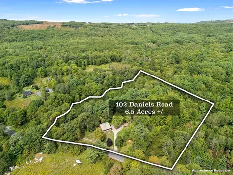 402 Daniels Road Union ME 04862