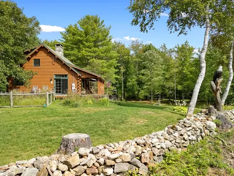 402 Daniels Road Union ME 04862