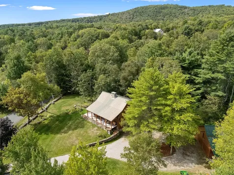 402 Daniels Road Union ME 04862