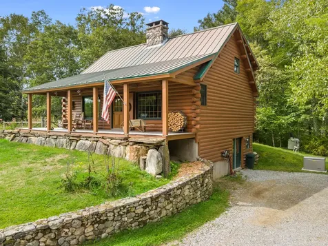 402 Daniels Road Union ME 04862