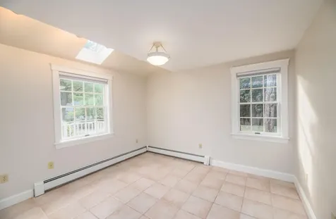 31 Oakwood Drive Hallowell ME 04347