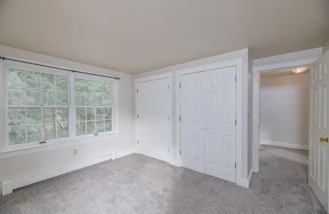 31 Oakwood Drive Hallowell ME 04347