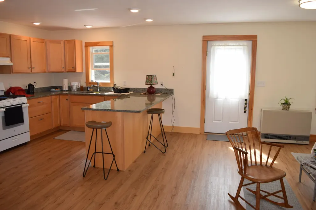 12 Maslow Square Blue Hill ME 04614