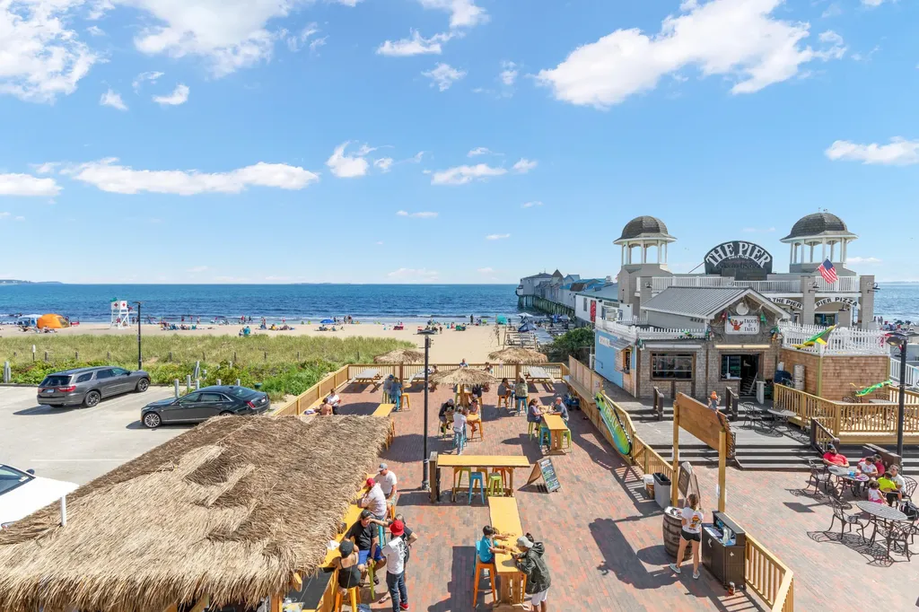 1 E Grand Avenue Old Orchard Beach ME 04064