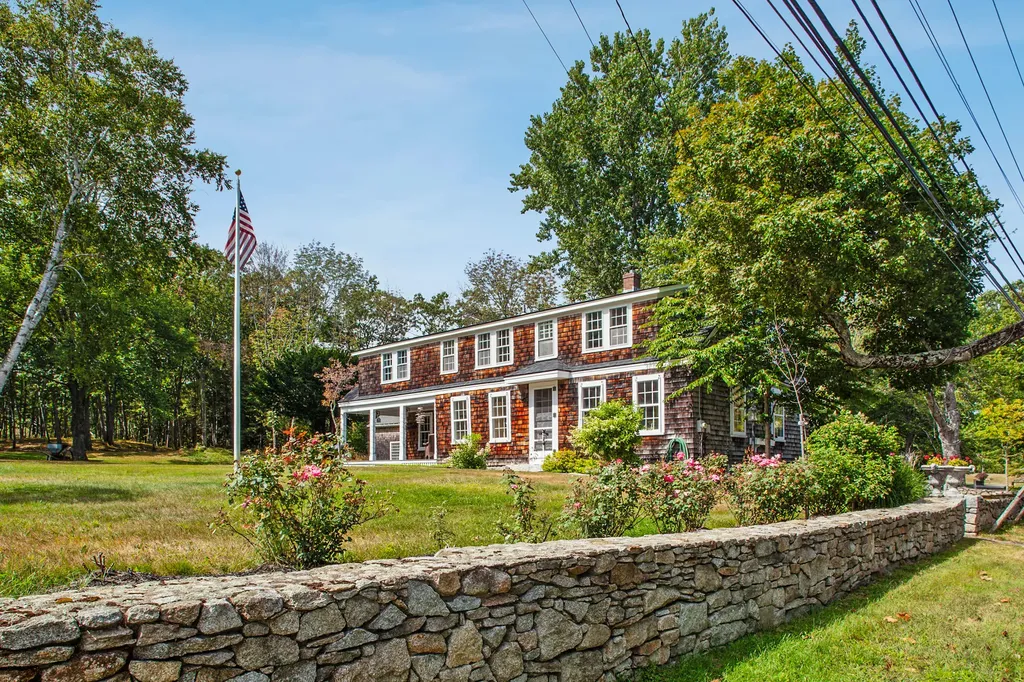 378 Pool Street Biddeford ME 04005