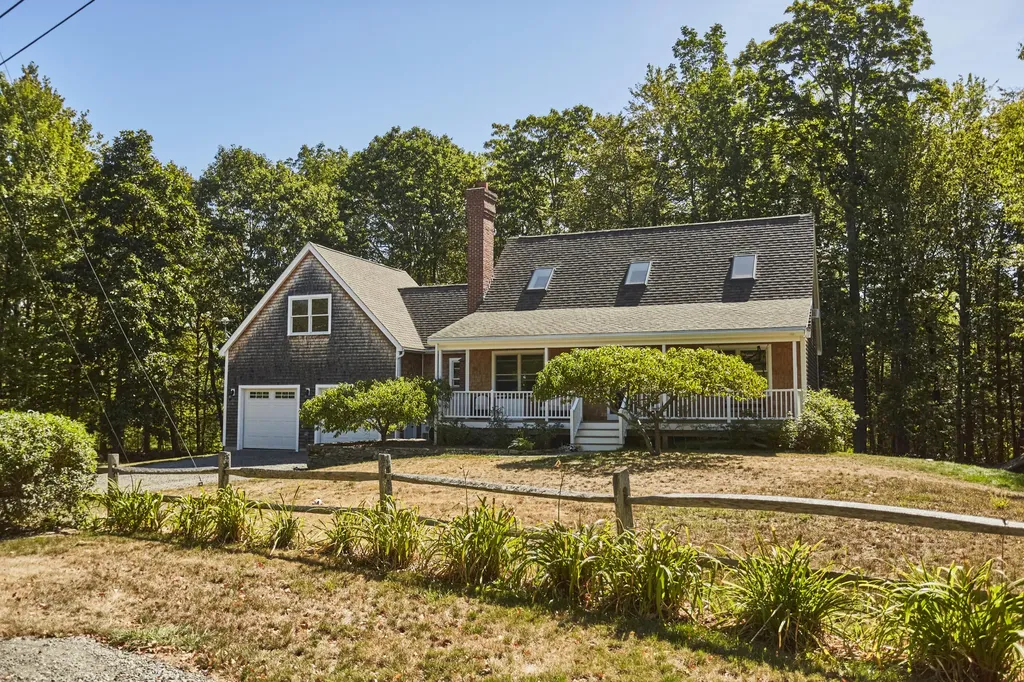 4 Stoneridge Way Kittery ME 03904