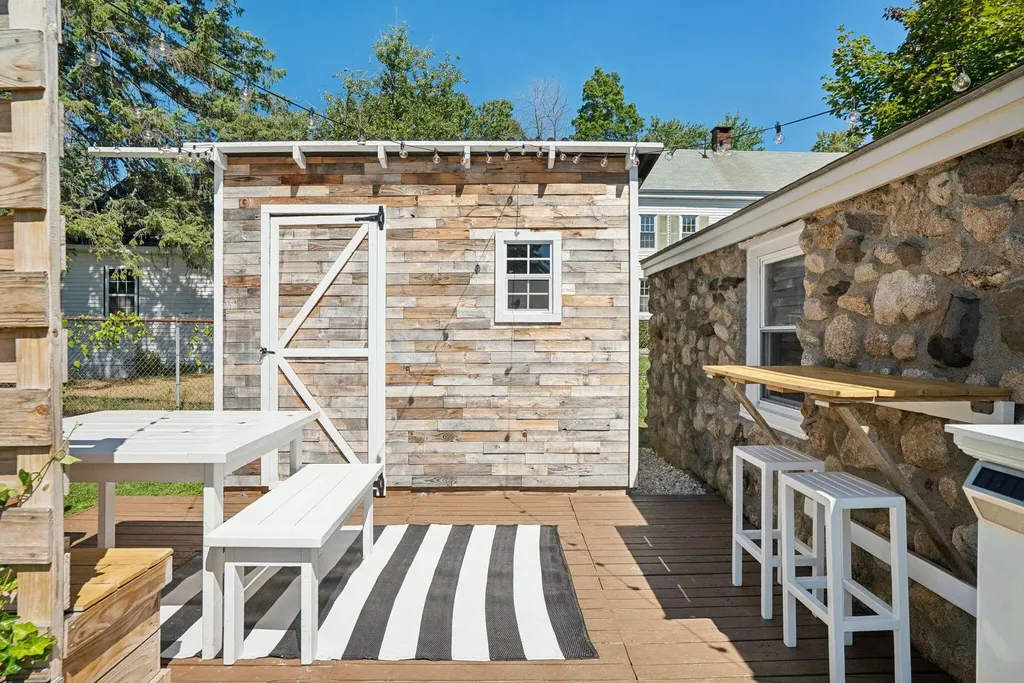 1 Pond Street Saco ME 04072