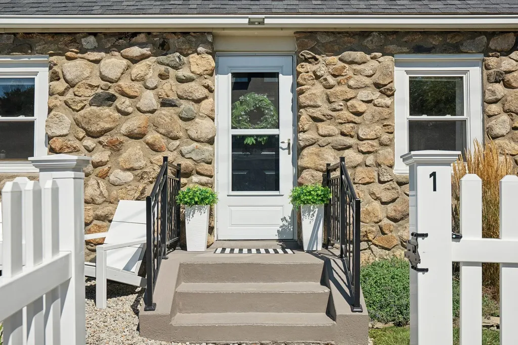 1 Pond Street Saco ME 04072